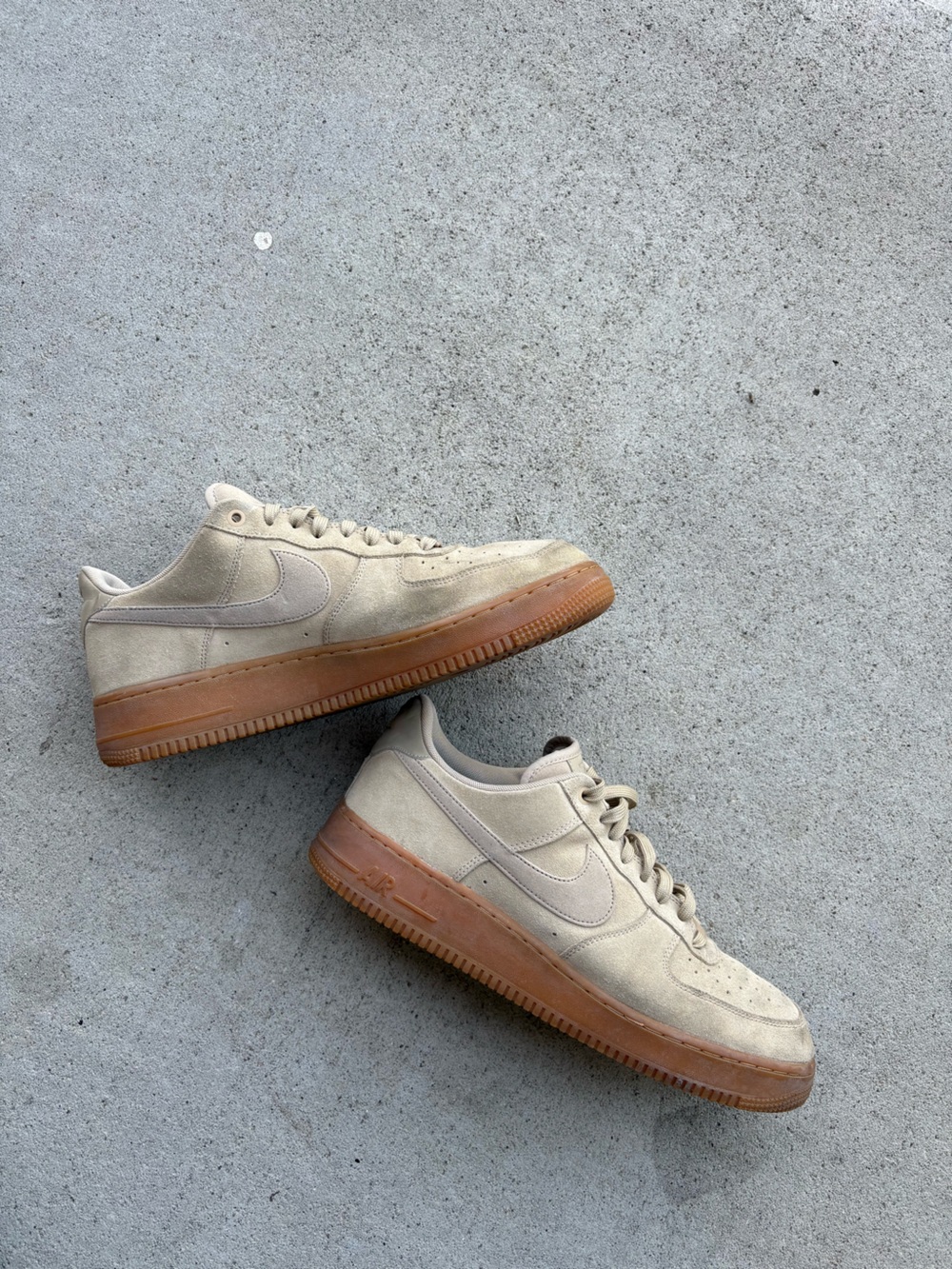 Nike Air Force 1 Low Suede Gum Mens 12 Khaki Tan Sneakers Shoes AA1117-200